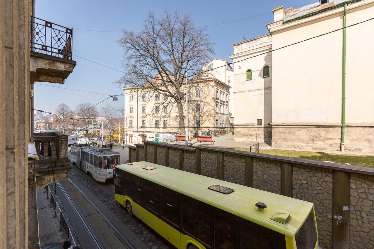 Квартира Студія Біля Оперного Театру По Вулиці Гонти 4-3А Lwów Zewnętrze zdjęcie